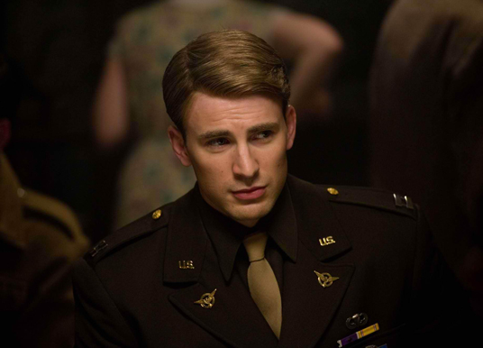 Chris Evans Pensiun Jadi Captain America Setelah Infinity War II?